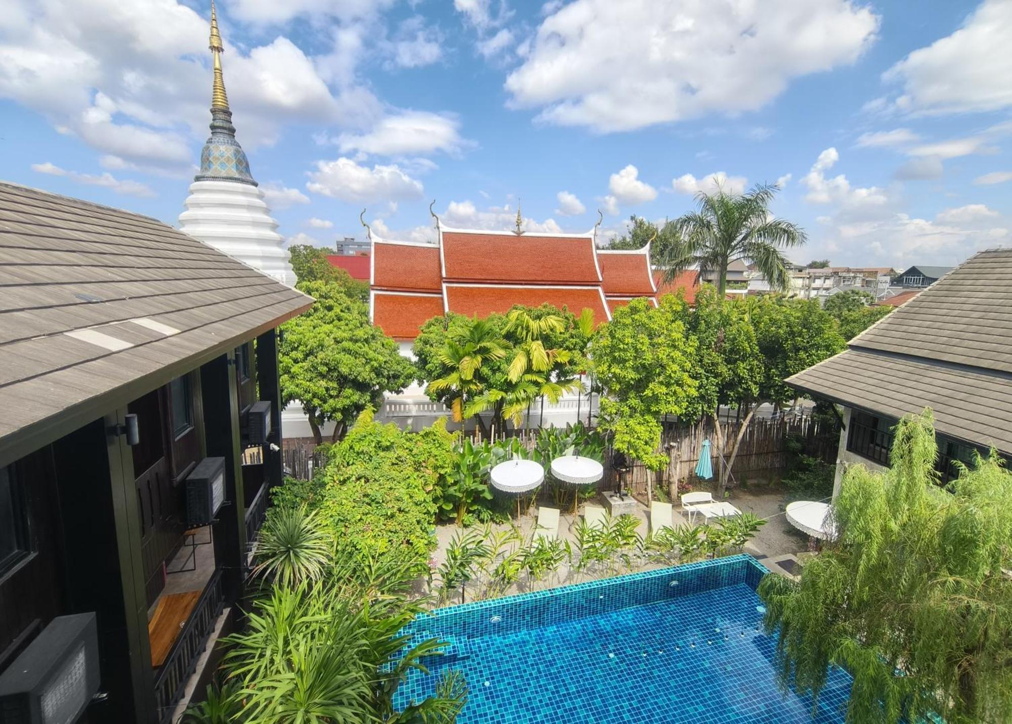 Hotel Arun Rawee อรุณ รวี Čiang Mai Exteriér fotografie