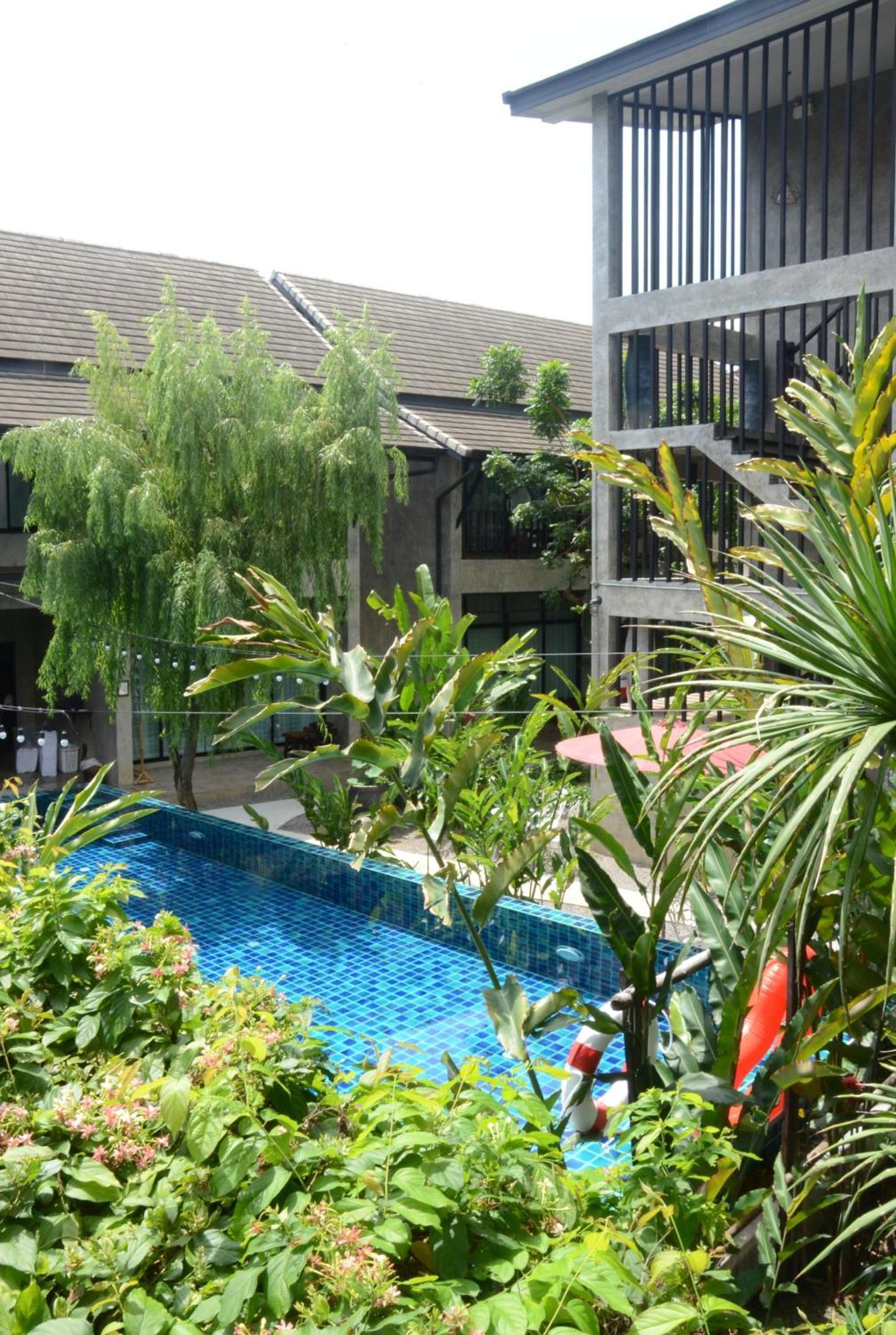 Hotel Arun Rawee อรุณ รวี Čiang Mai Exteriér fotografie